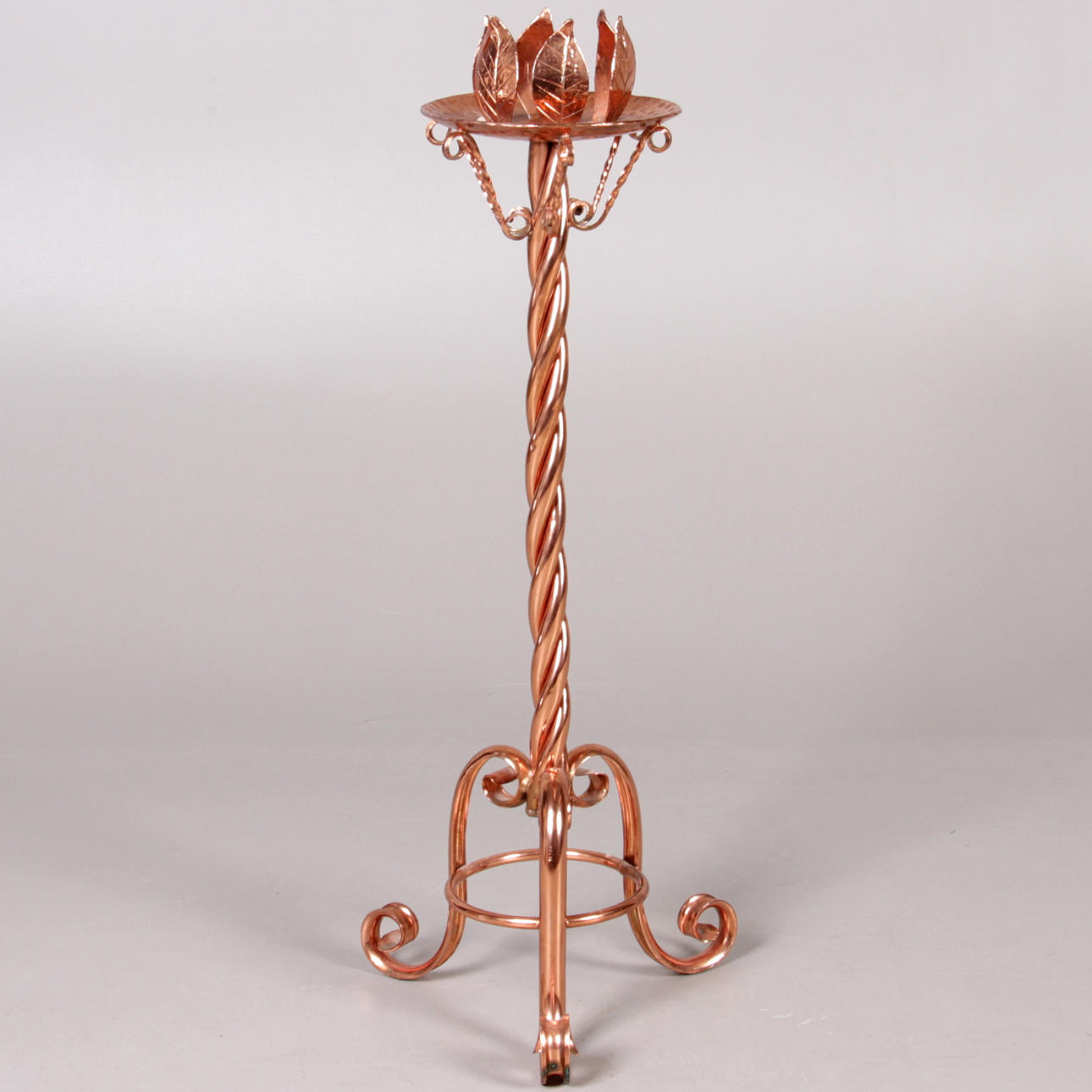 LJUSSTAKE, golvmodell, koppar, samtida.