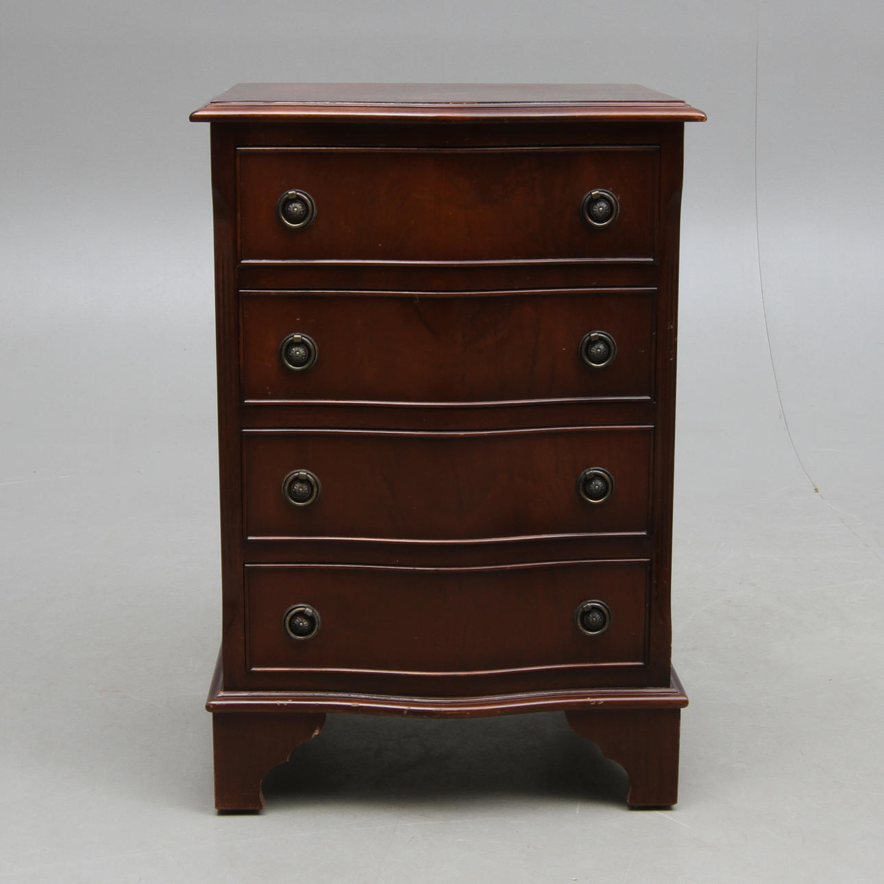 BYRÅ, engelsk stil, 1900-talets andra hälft.