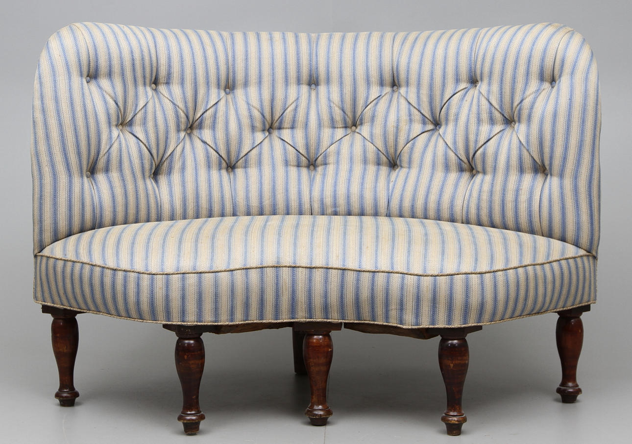 HÖRNSOFFA, 1800-tal.