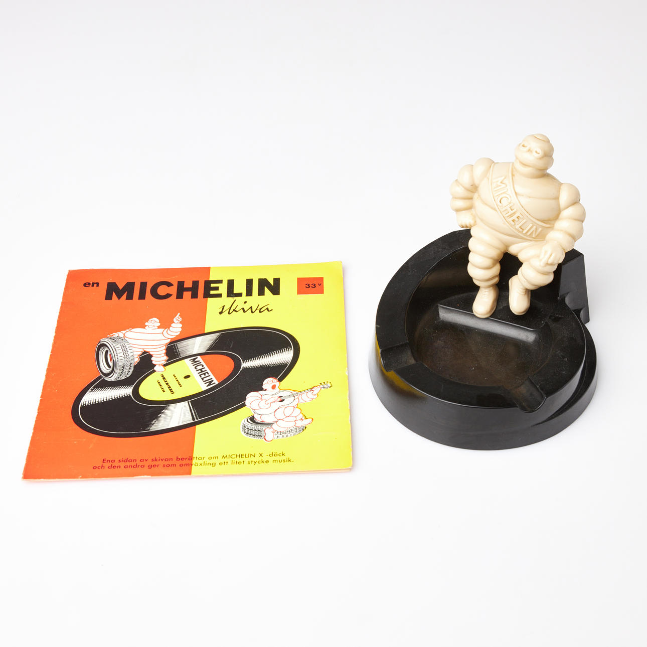 ASKKOPP, bakelit, Michelin, 1900-tal, skiva medföljer.