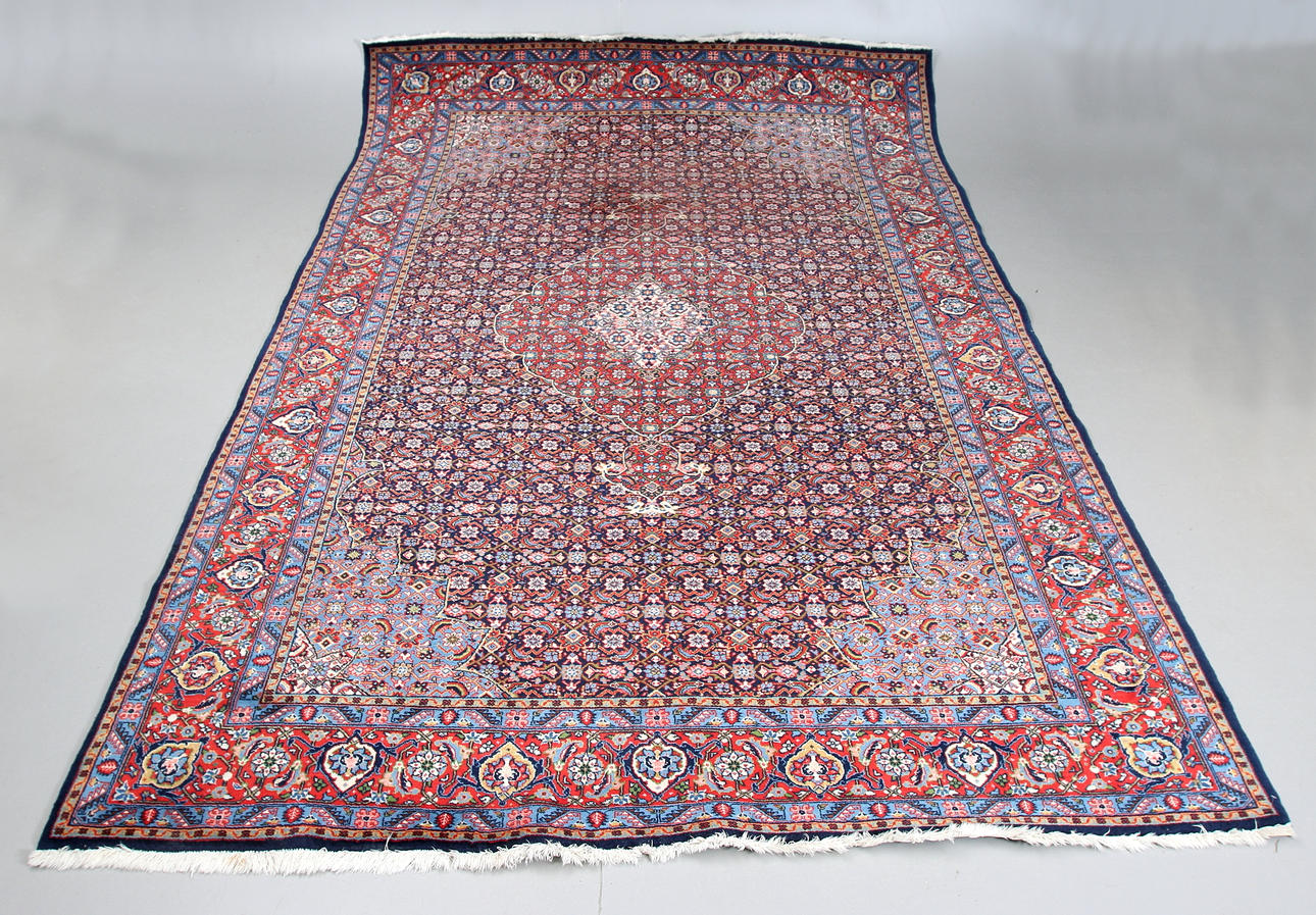 MATTA, sannolikt Keshan, Persien, 357 x 226 cm.