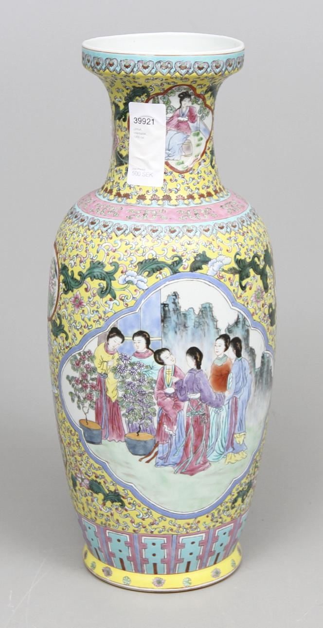 URNA, orientalisk, 1900-tal.