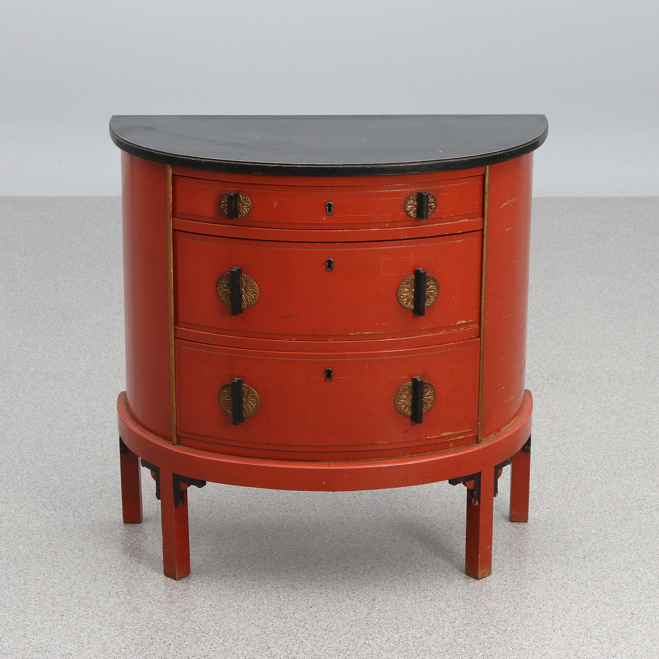 Kommode. Malet træ. Art Deco, 1920/30'erne.