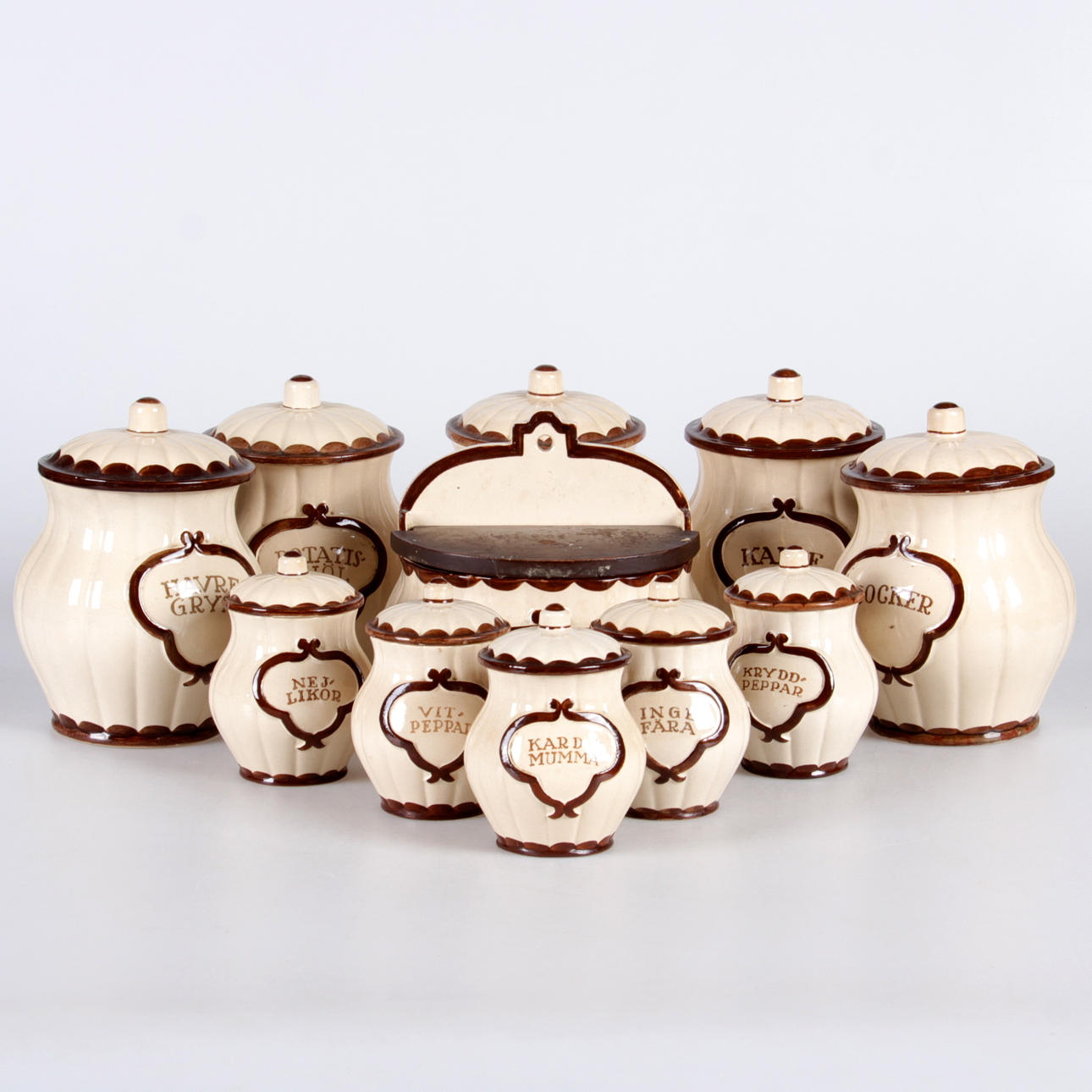 KRYDDBURKAR, 11 st. Keramik, "Pyro", Wilhelm Kåge för Gustavsberg.