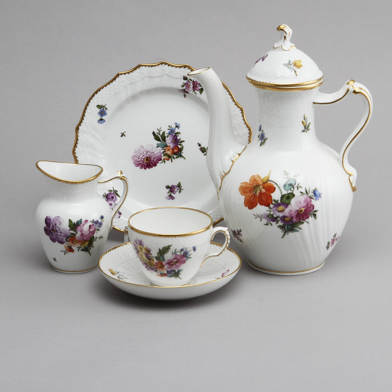 SERVISDELAR, 10 delar, porslin, "Sachsisk blomst", Royal Copenhagen.