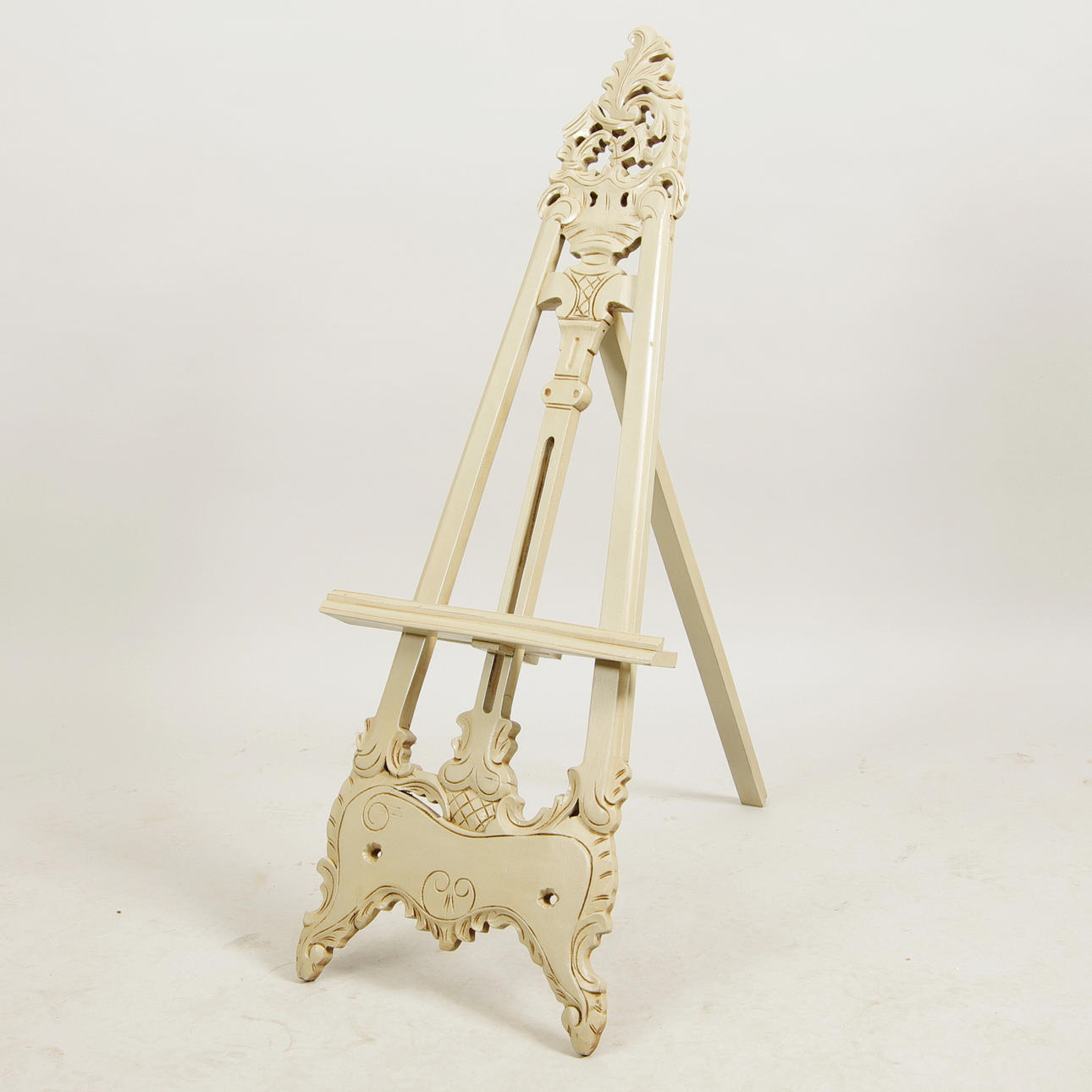 STAFFLI, liten modell, gråmålat, rokokostil, samtida.