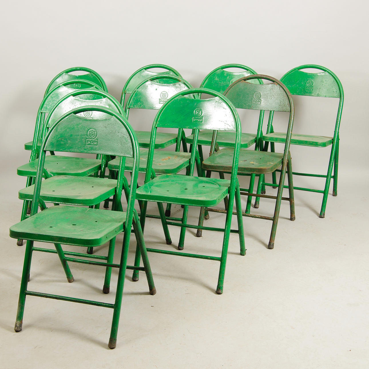 STOLAR, 10 stycken, grönmålad plåt, industridesign.