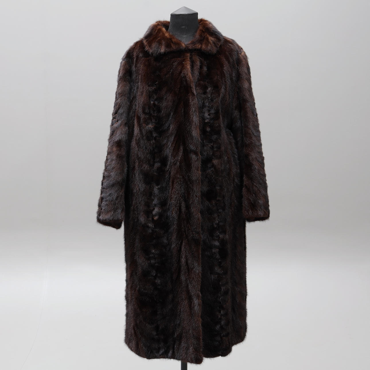 PÄLSKAPPA, dam, mink, stl 40.