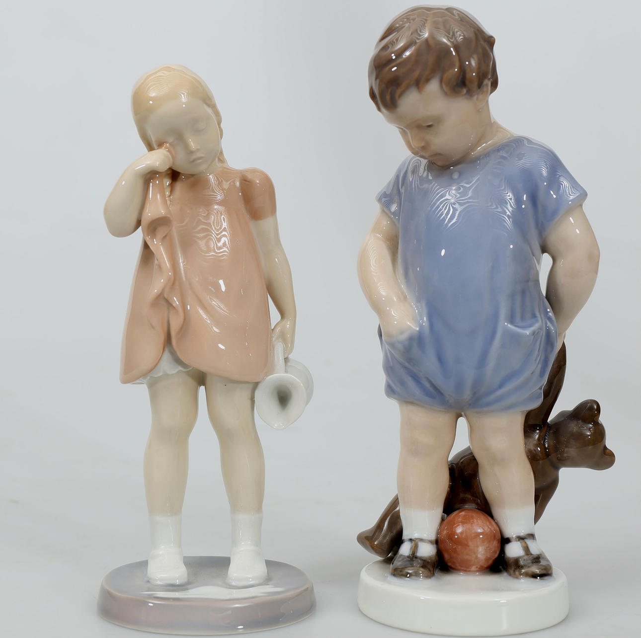 FIGURINER, porslin, 2 stycken, Kunglig Dansk och Bing & Gröndahl.