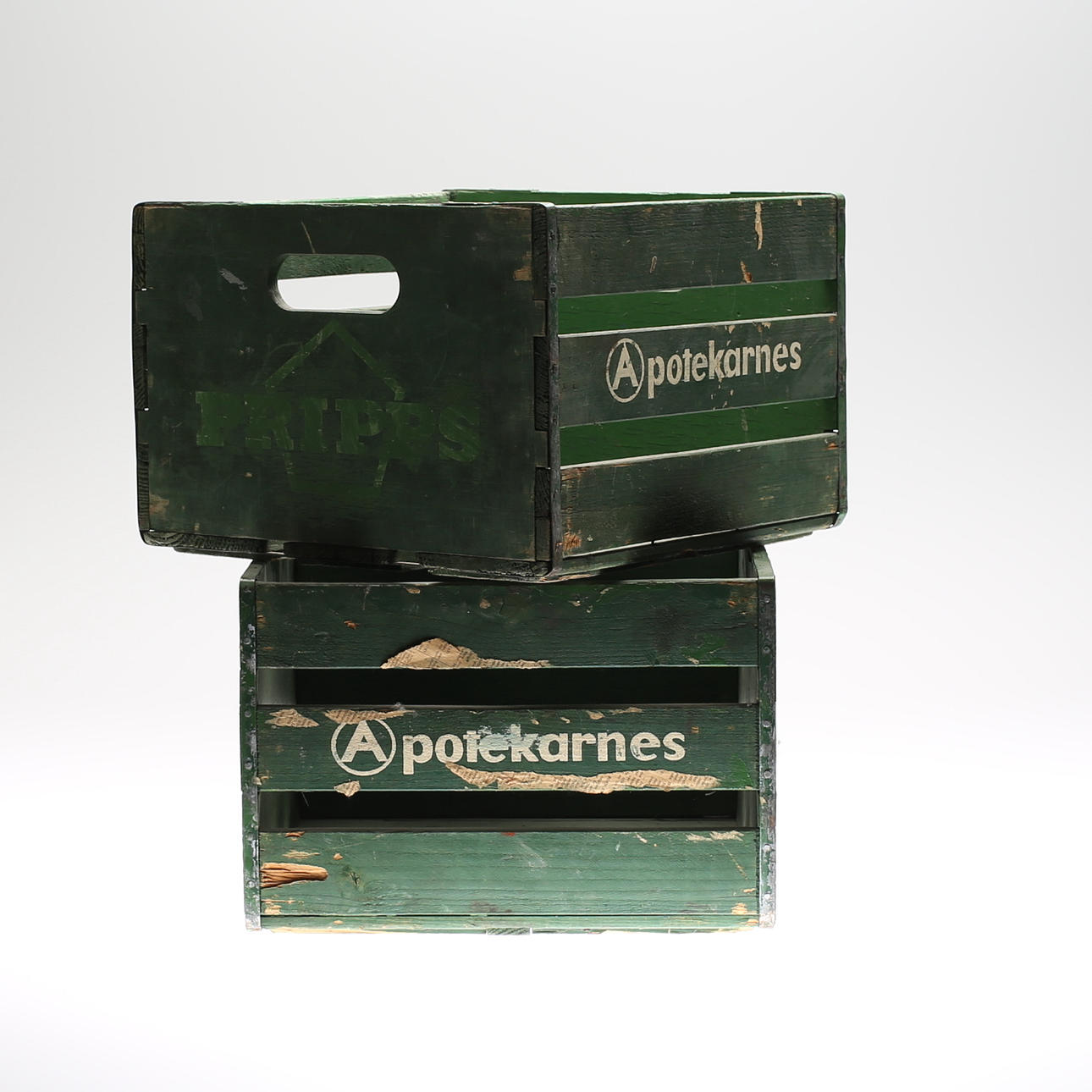 TRÄLÅDA / BACK, 2 st, Pripps/Apotekarnes Bryggerier.