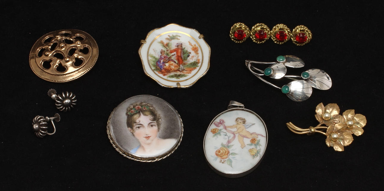 SMYCKEN, 8 delar, delvis silver, 1900-tal.