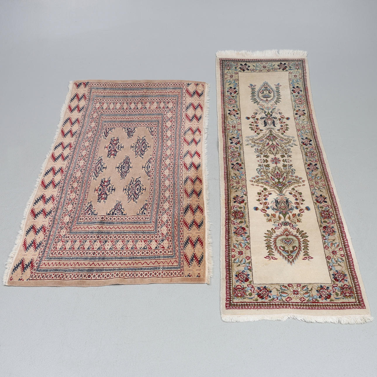 ITÄMAISET KÄSINSOLMITUT MATOT 2 KPL.