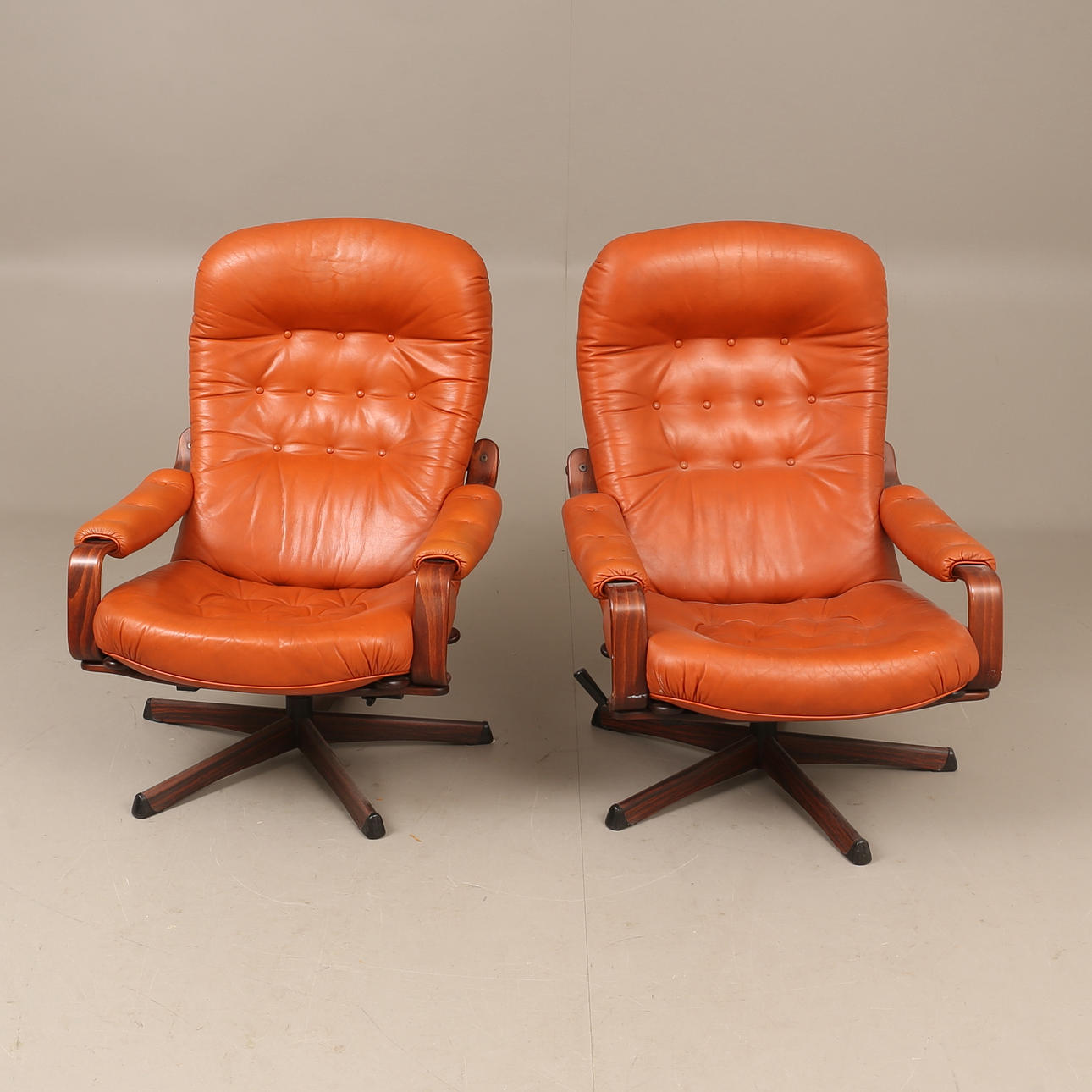 FÅTÖLJER, 2 stycken, Göte Möbler, Nässjö.