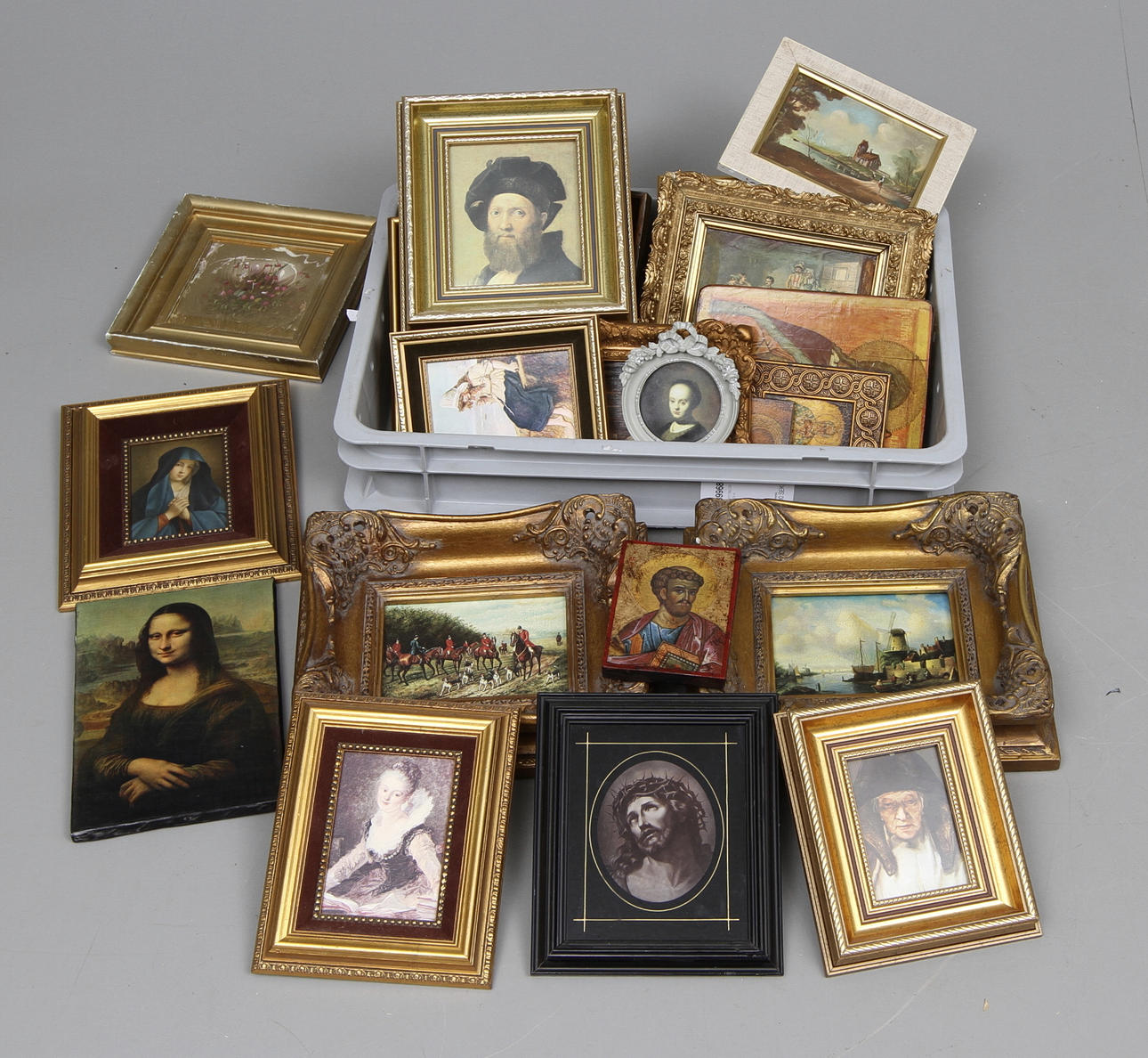 PARTI TAVLOR, ca 25 st.