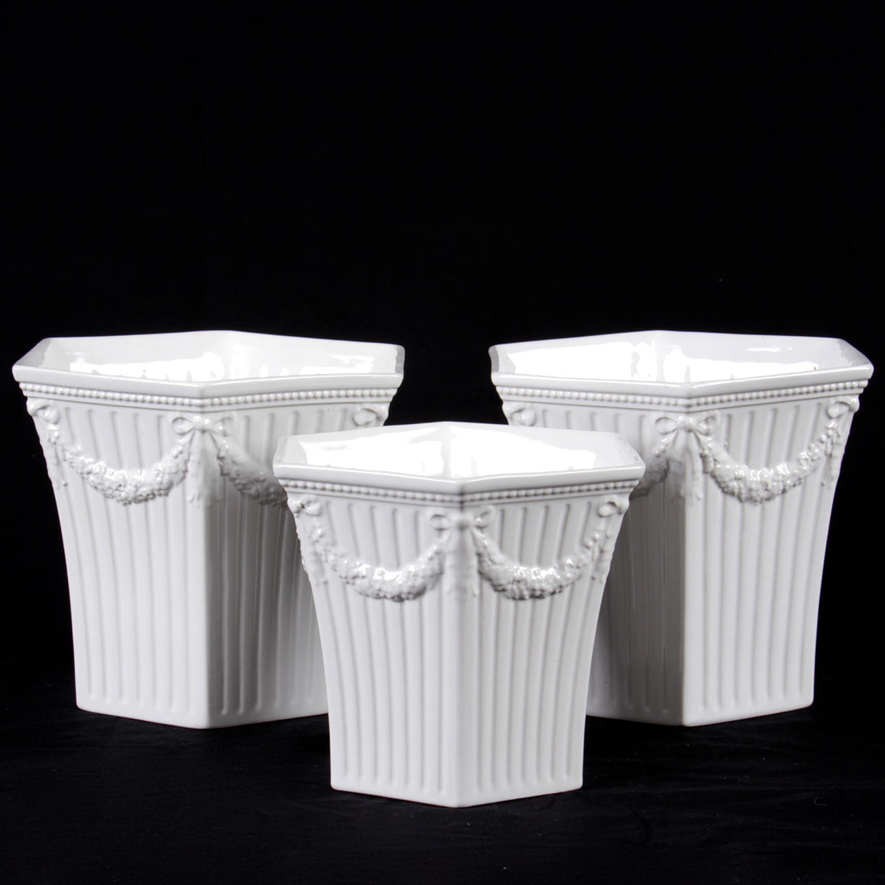 YTTERFODER, 3 st. Porslin, "Empir", Gustavsberg.