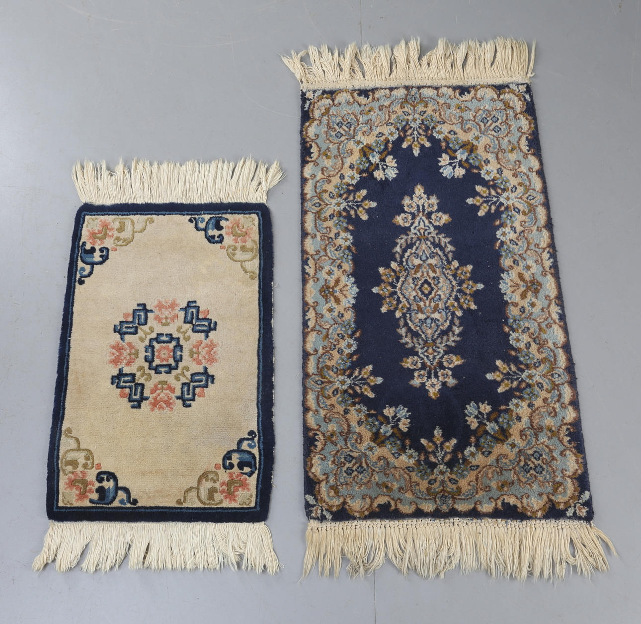 MATTOR, 2 st, 80 x 45 samt 55 x 40 cm.