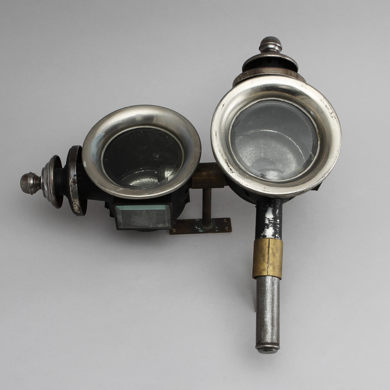 VAGNSLYKTOR, ett par, 1800/1900-tal.