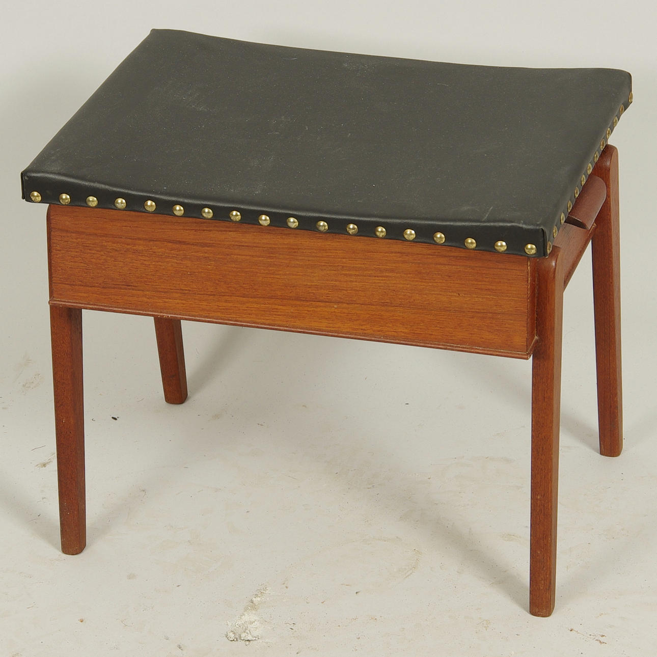 SYPALL, galon/teak, 1900-talets mitt.