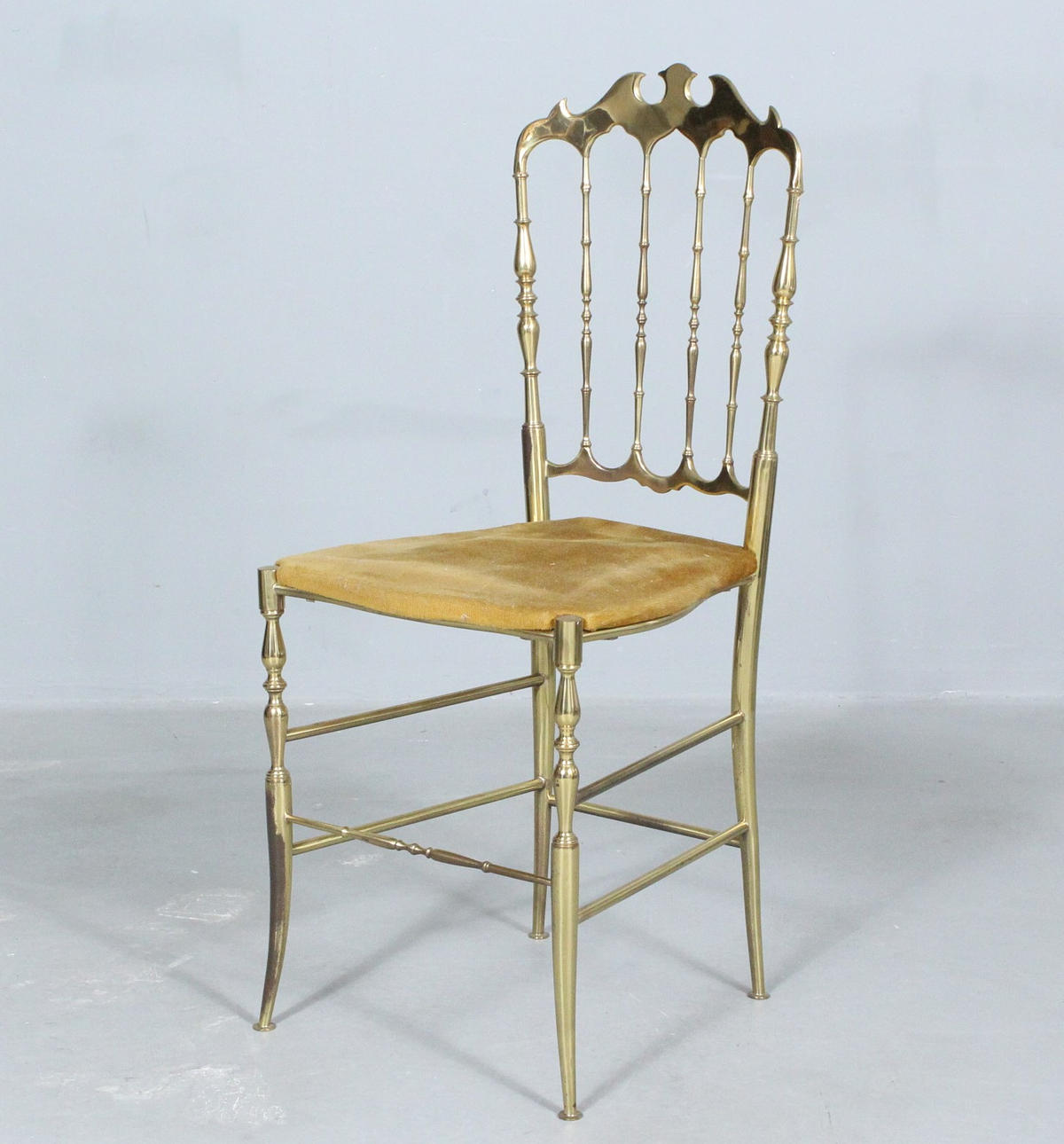 Italienischer'' Chiavari'' Stuhl aus Messing, 1950er.