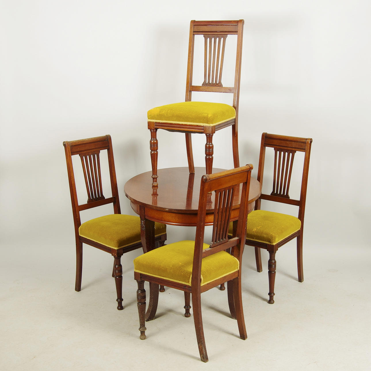 SALONGSGRUPP, mahogny/plysch, empirstil.