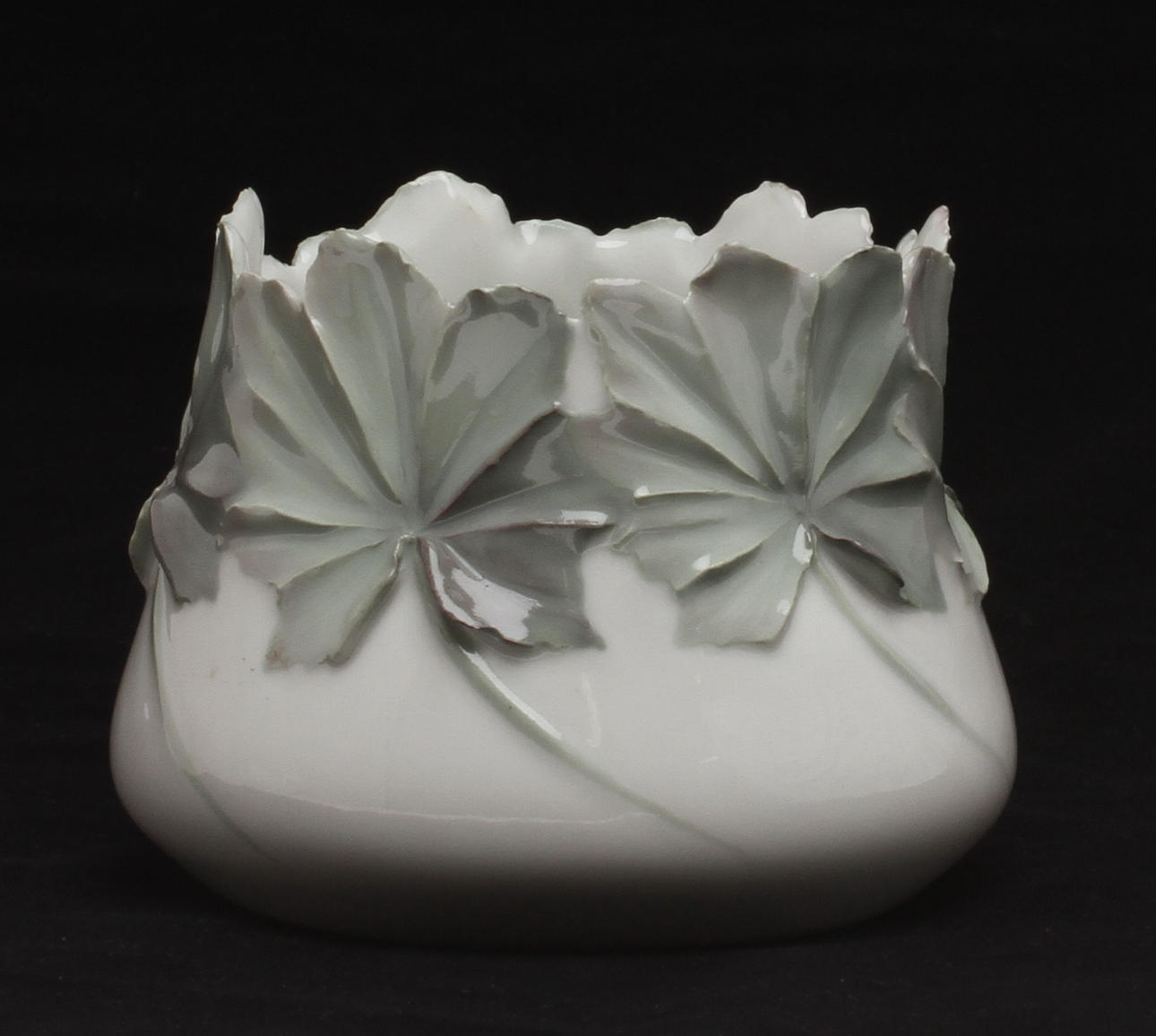 VAS, porslin, jugend, Mela Anderberg, Rörstrand tidigt 1900-tal.