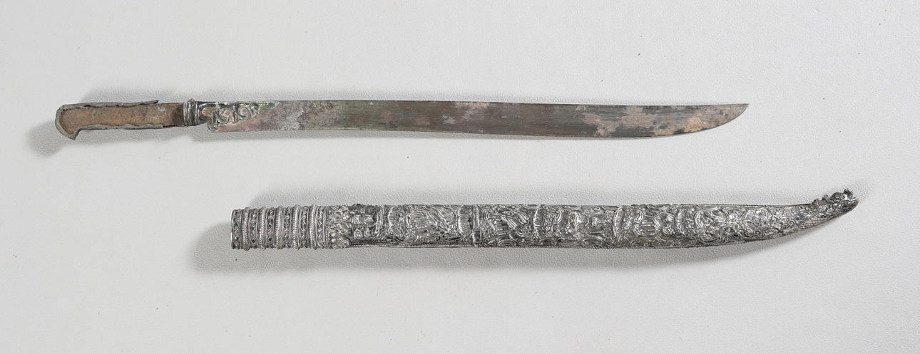 A 19TH CENTURY OTTOMAN DAMASCENED SILVERED METAL DAGGER AND SCABBARD ...
