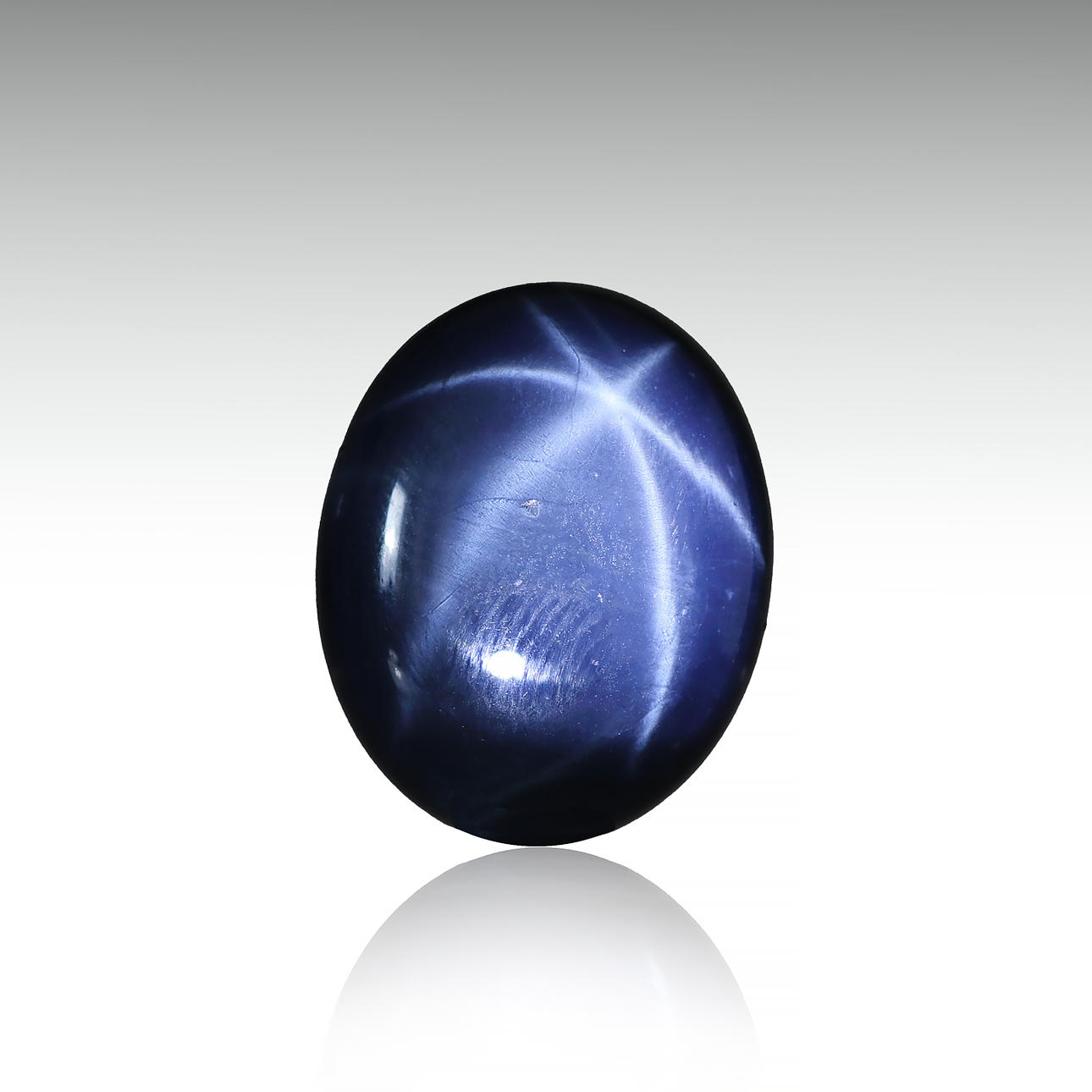 ZAFIRO ESTRELLA DE 31,1 quilates.