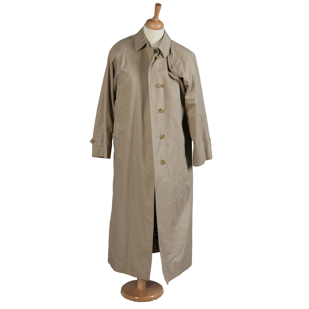 EIN BURBERRY-TRENCHCOAT FÜR DAMEN.