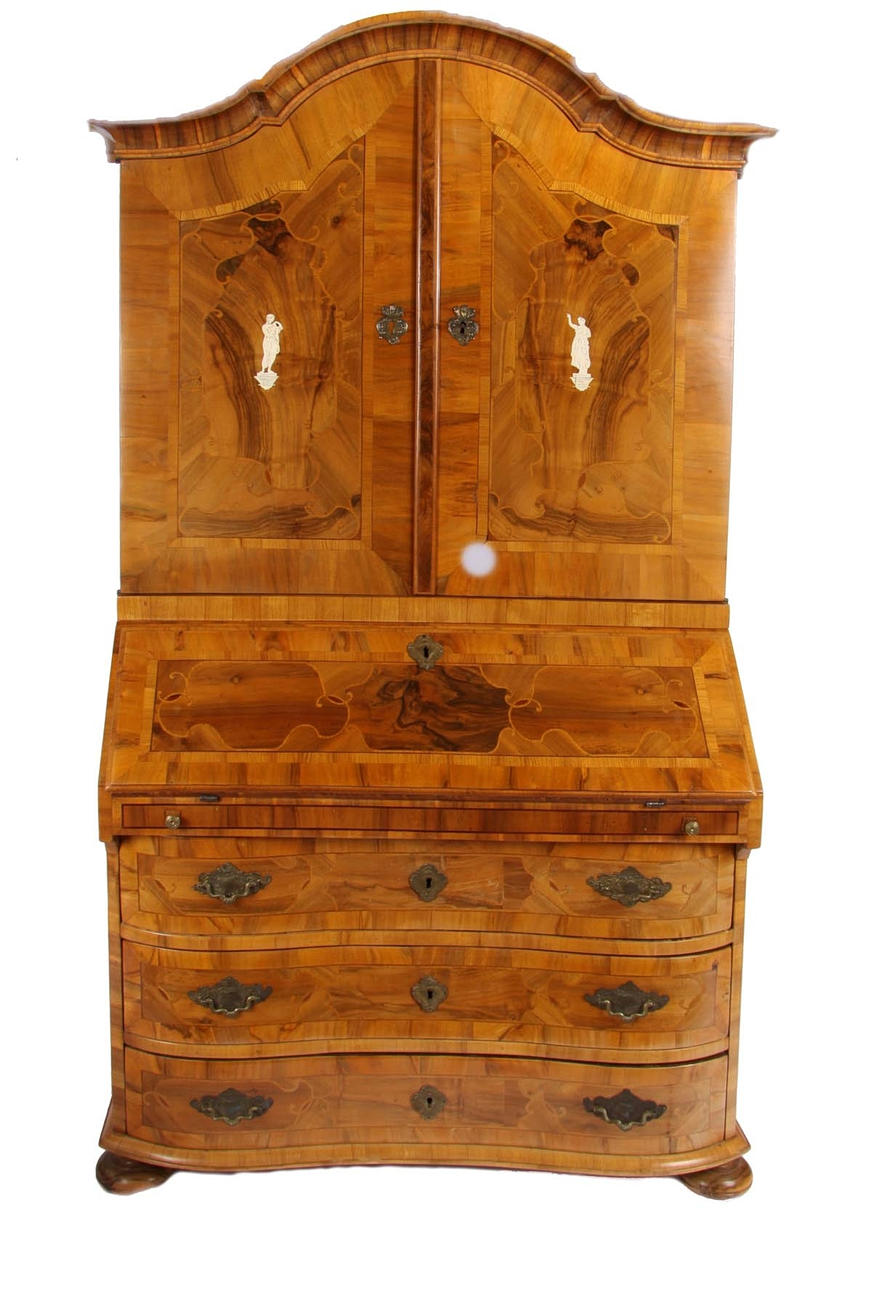 AUFSATZSEKRETÄR. Braunschweig, Barock.