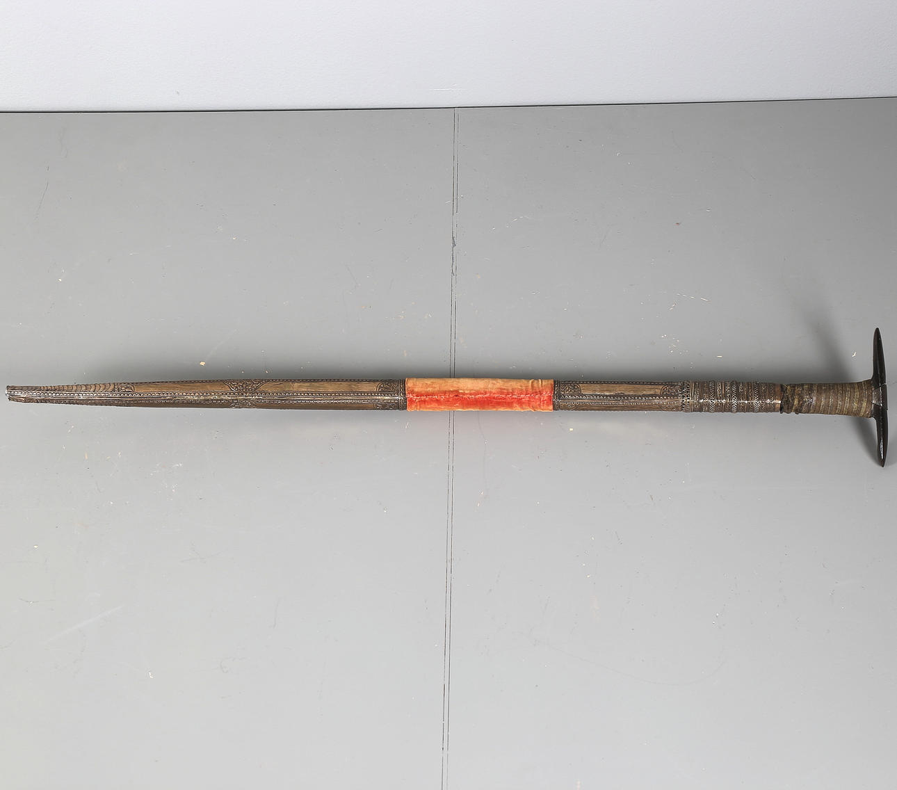 YATAGAN, T format grepp i ben, 18/1900-tal.