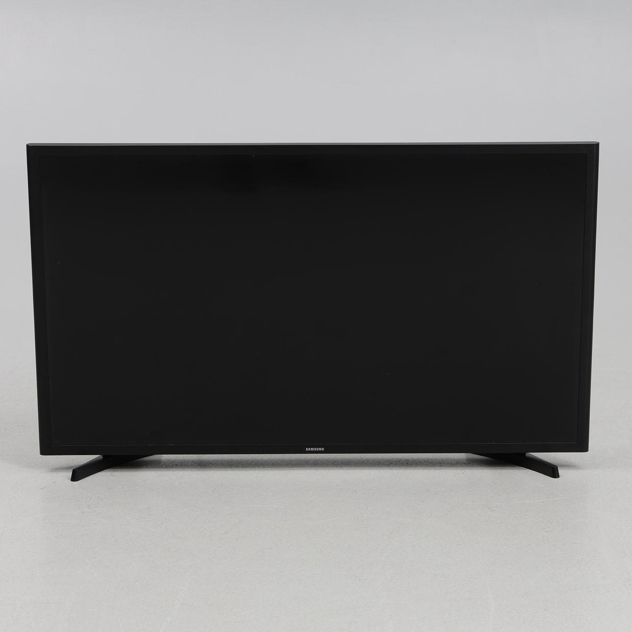 TV. Samsung, 40 tum.