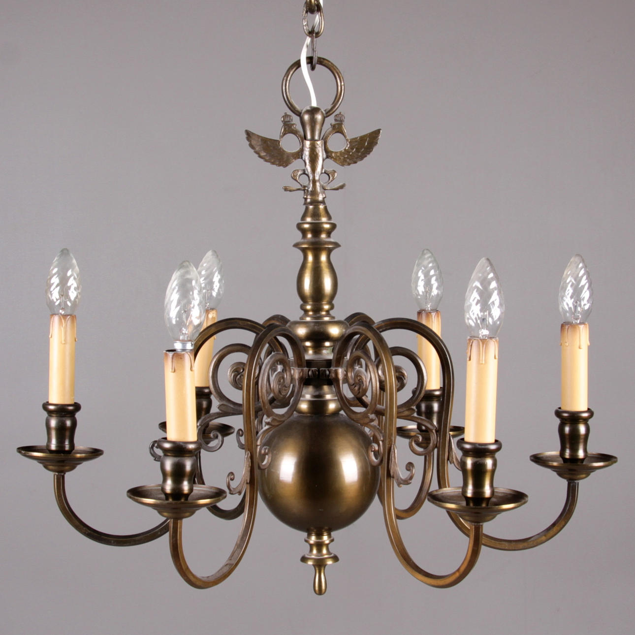 LJUSKRONA, malm, rokokostil, 1900-tal.