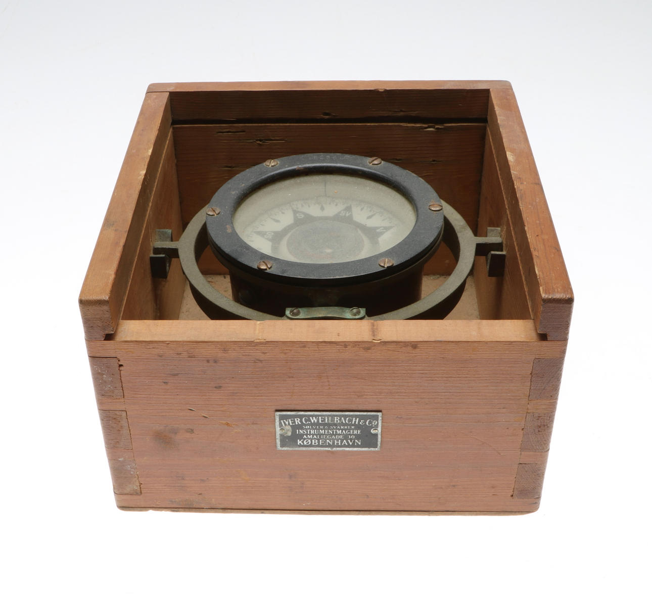 KOMPASS, Iver C Weilbach, Köpenhamn, 18/1900-tal.