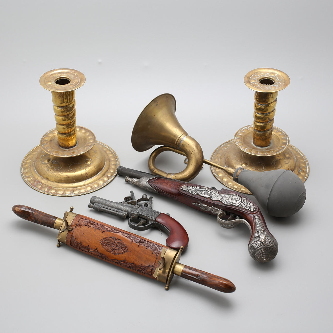 DIVERSE, 6 delar, bl.a, ljusstakar i mässing.