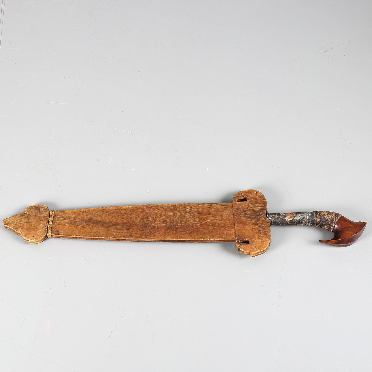 HUGGARE, Indonesien.