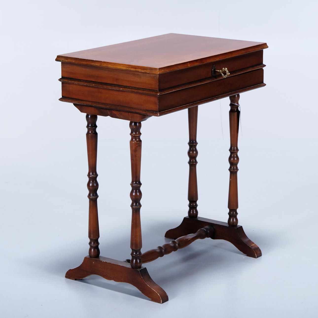 SYSKRIN, trä, 1900-tal.