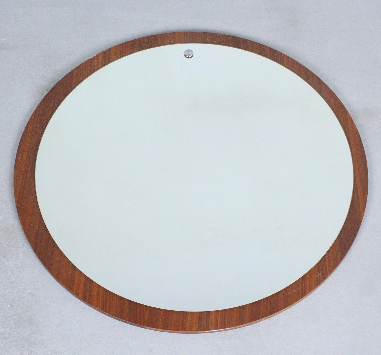 Round mirror/1970s wall mirror.