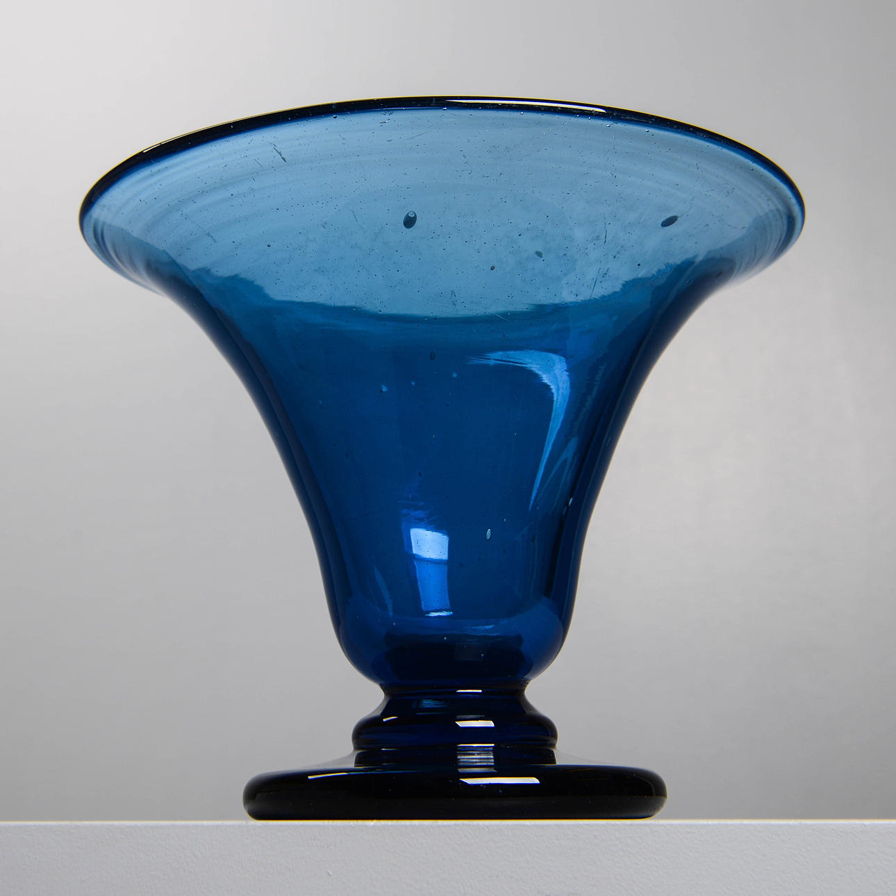 EDVIN OLLERS. Vase, Kosta, ca. 1917.