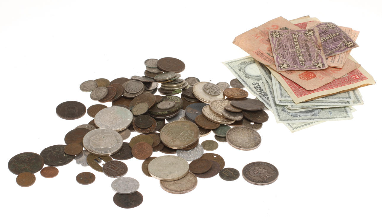 PARTI MYNT i silver och koppar bla 1 st Norsk 1/2 SPS 1844.