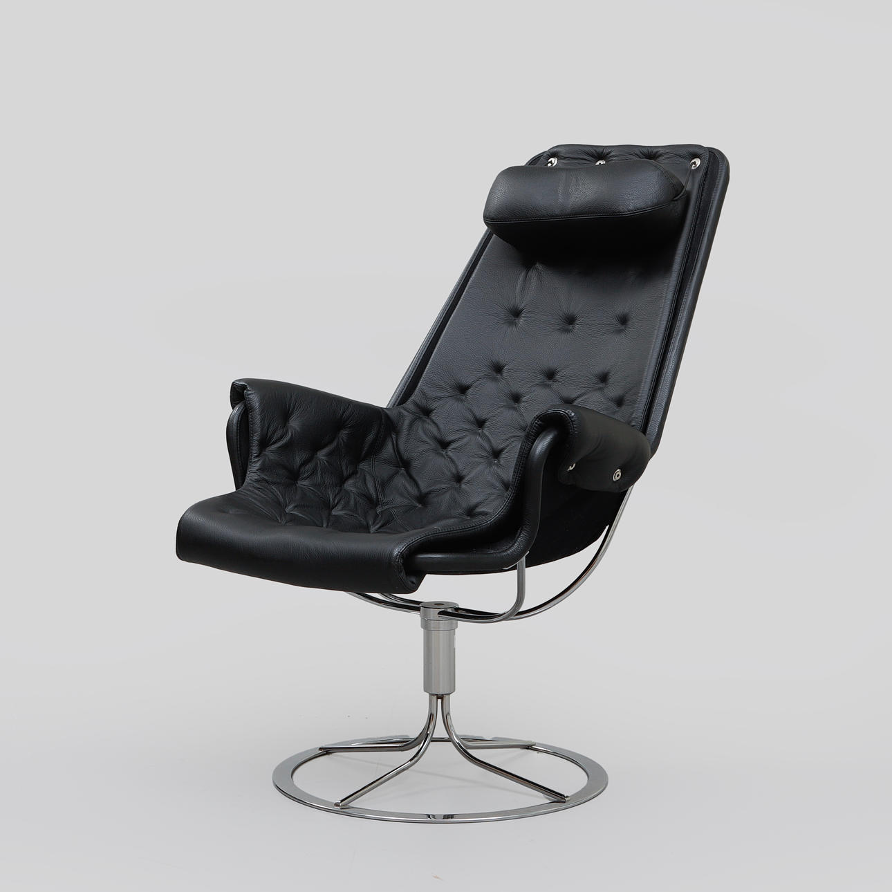 BRUNO MATHSSON. Nojatuoli, ”Jetson” Dux.