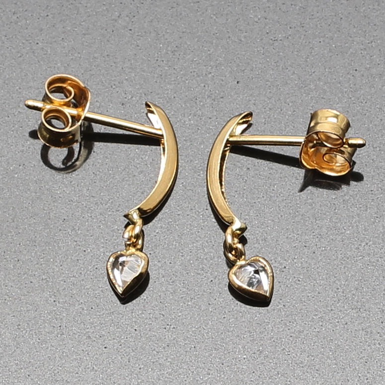 ÖRHÄNGEN, 18 K rödguld och cubic zirkon. Vikt 0,82 g.