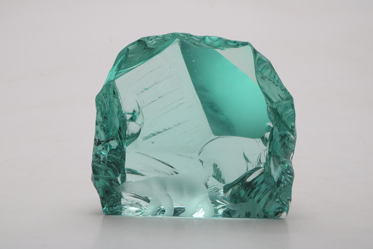 GLASBLOCK, Isbjörnar, Vicke Lindstrand, Kosta, signerad.