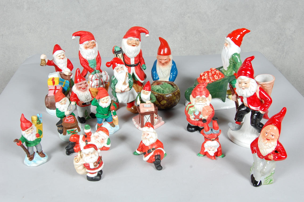 TOMTAR, keramik, 18 delar.