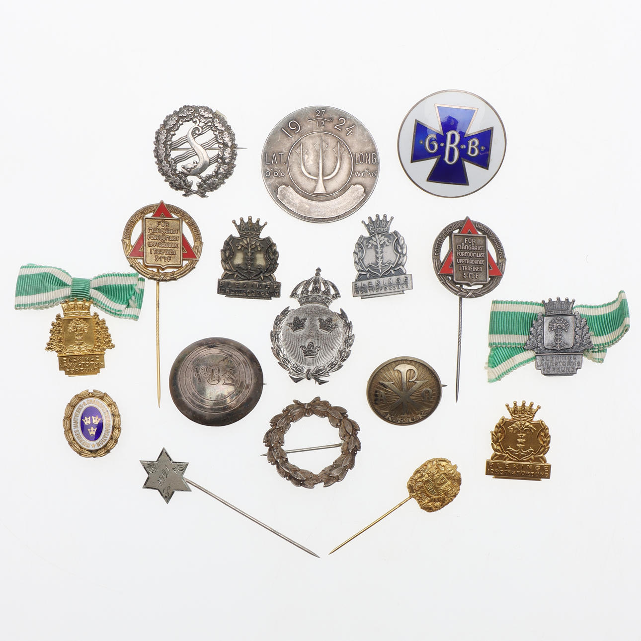 PINS & MEDALS, mostly silver, 17 pcs.