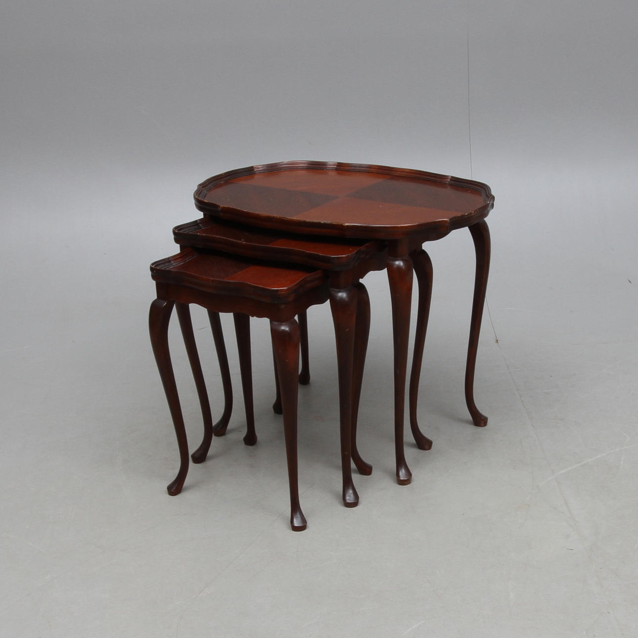 SATSBORD, 3 delar, rokokosti, 1900-talets andra hälft.