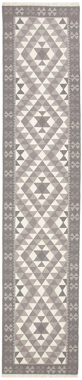 MATTA, KELIM, Uzbek, ca 400 x 80 cm.