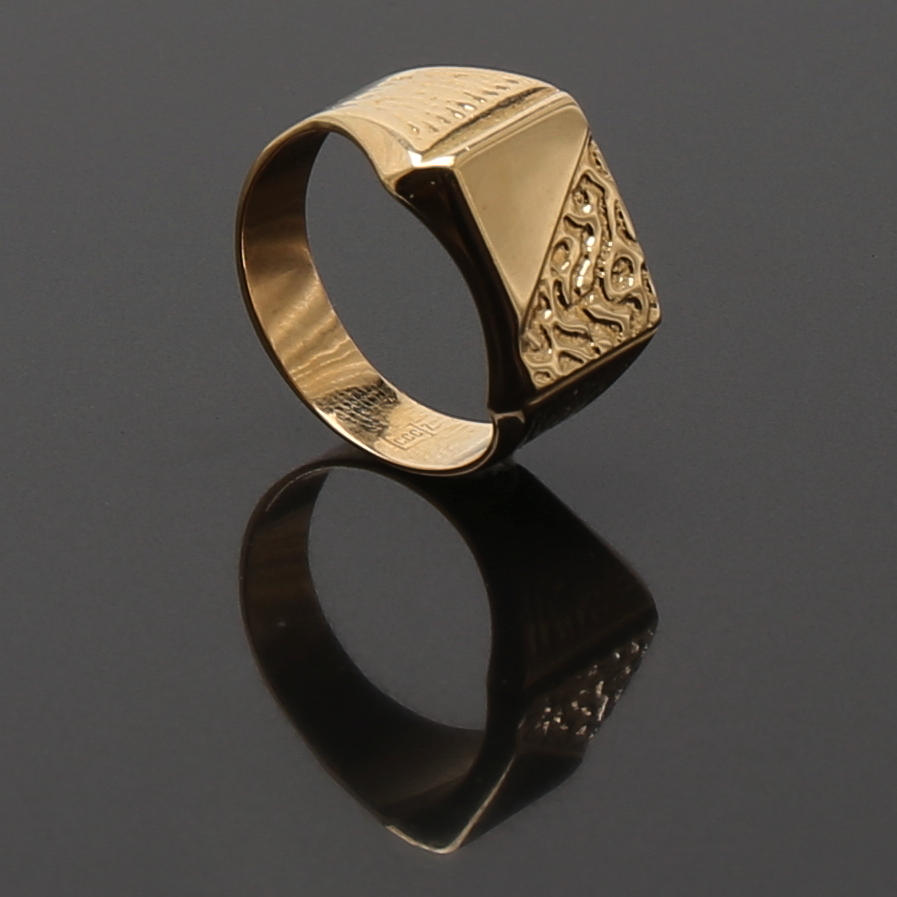 KLACKRING i 18 K guld 3,80 g.