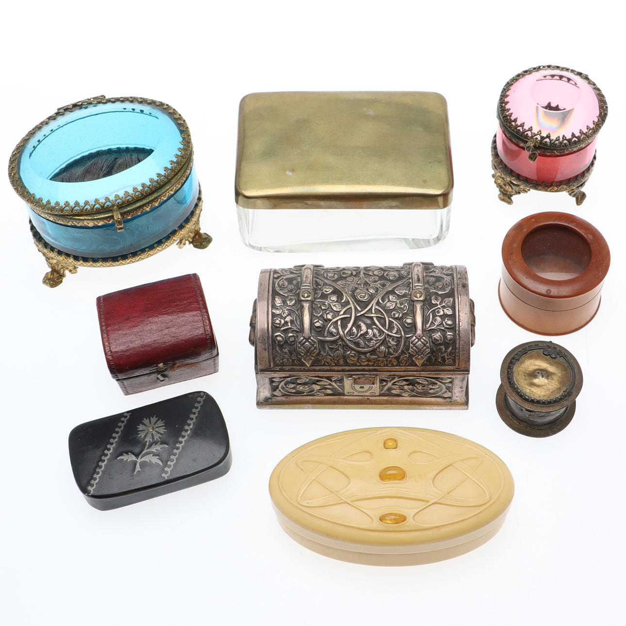 SMYCKESASKAR / GÖMMOR, 9 st, bl.a. glas.