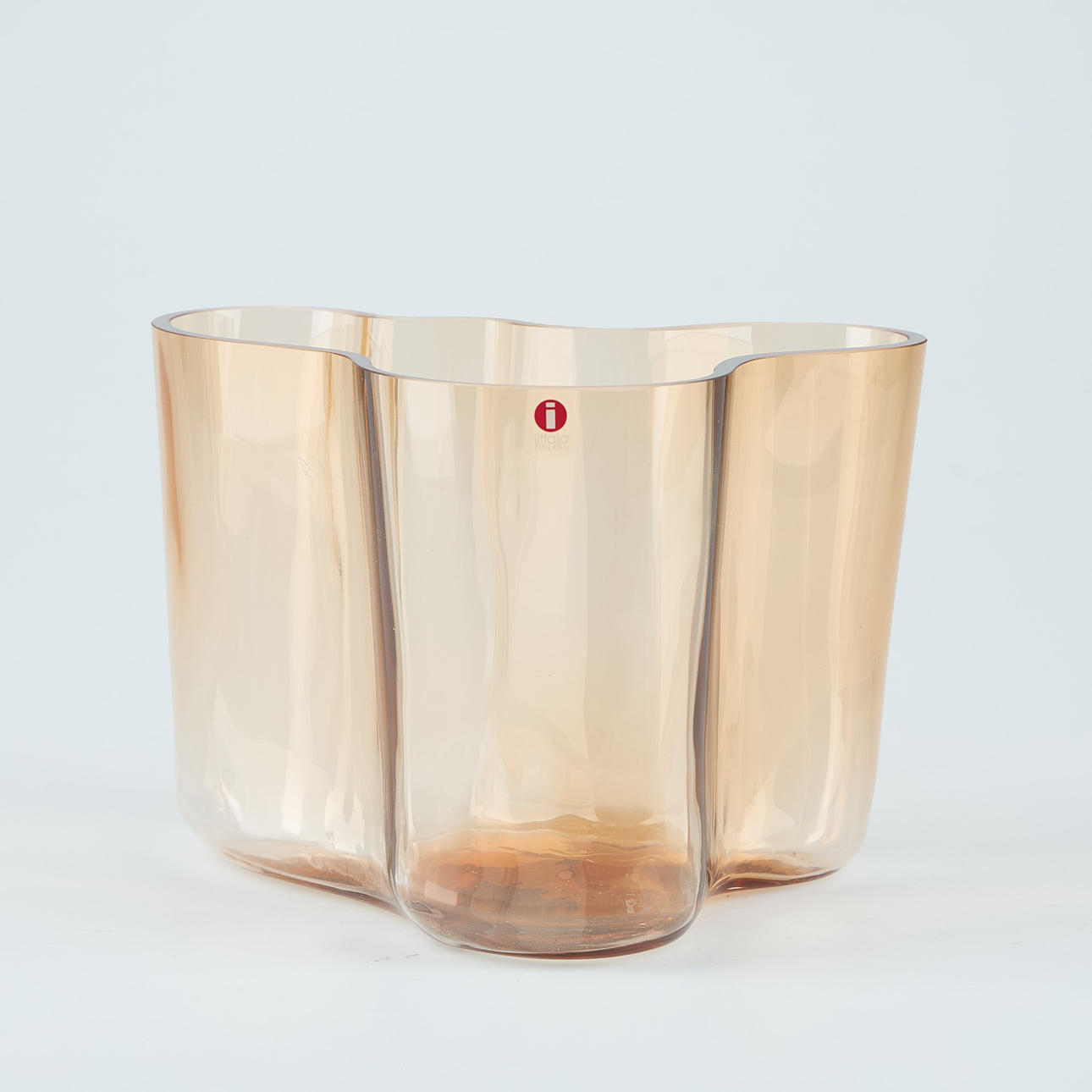 ALVAR AALTO. A vase, model Savoy 3030, signed Alvar Aalto Iittala