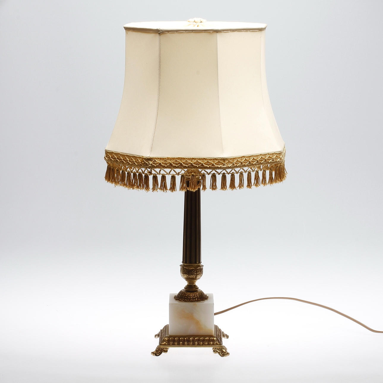 BORDSLAMPA, 1900-talets andra hälft.